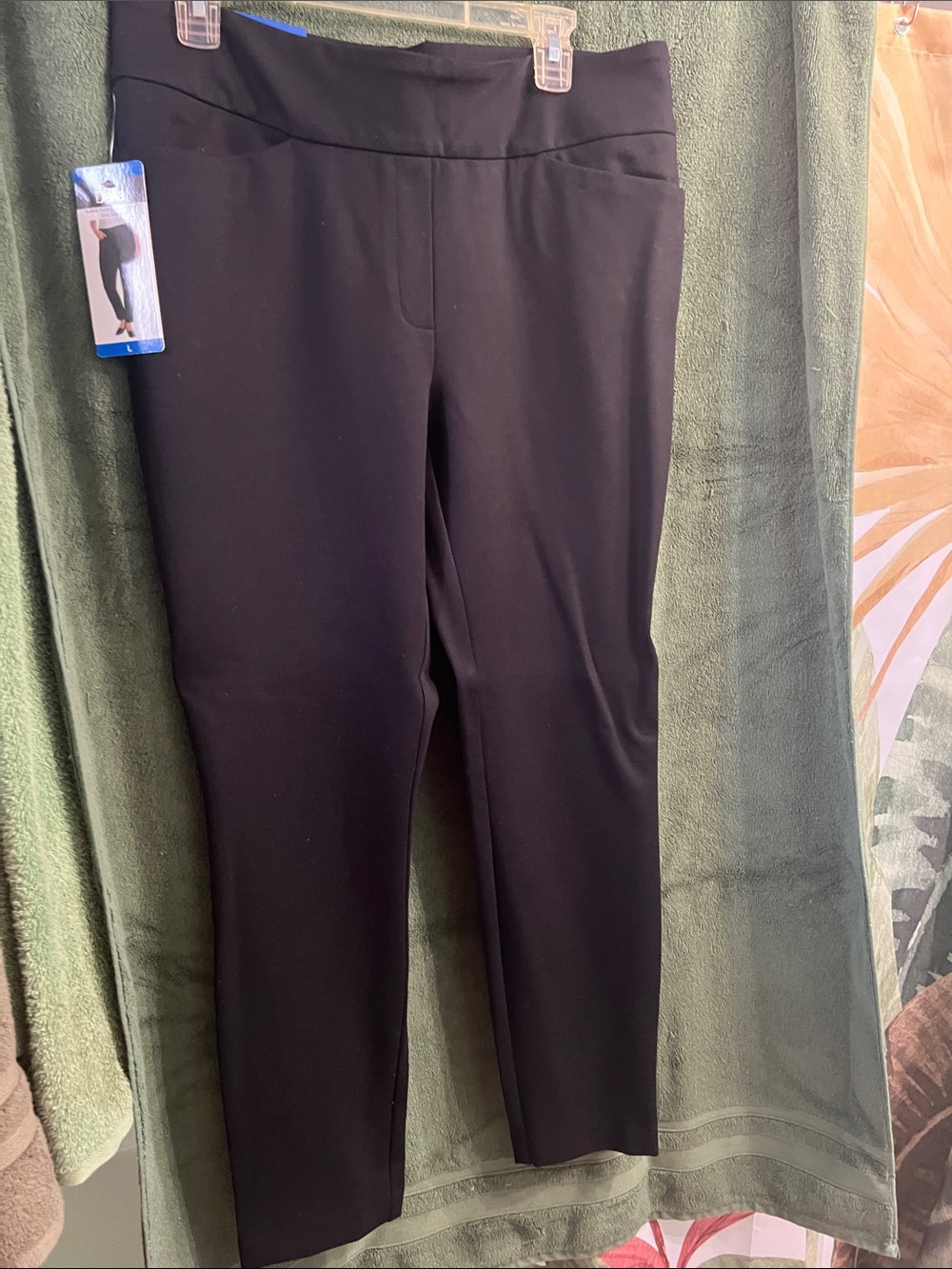 Dalia Black Women's Large Ponte Knit Slim Pants, new with tags